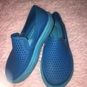 Kids Crocs Comfort Slip Ons Size 11
